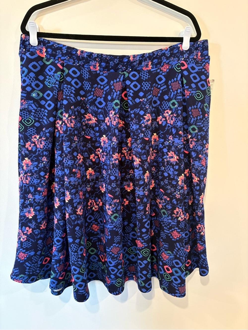 LuLaRoe Navy Blue Floral Madison Skirt